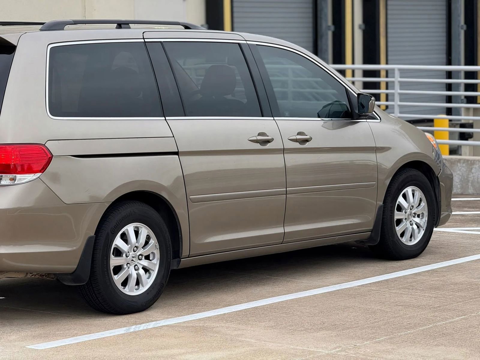 Used 2008 Honda Odyssey EX-L image 9