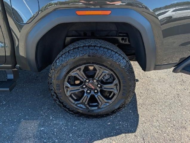 Used 2025 GMC Canyon Elevation w/ Convenience Package AWD/4WD image 6