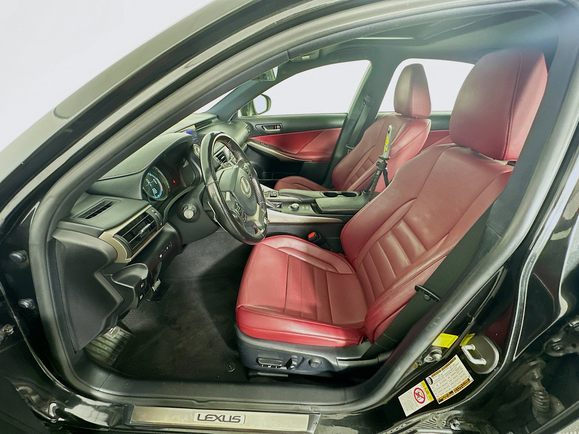 Used 2017 Lexus IS 350 F Sport image 13