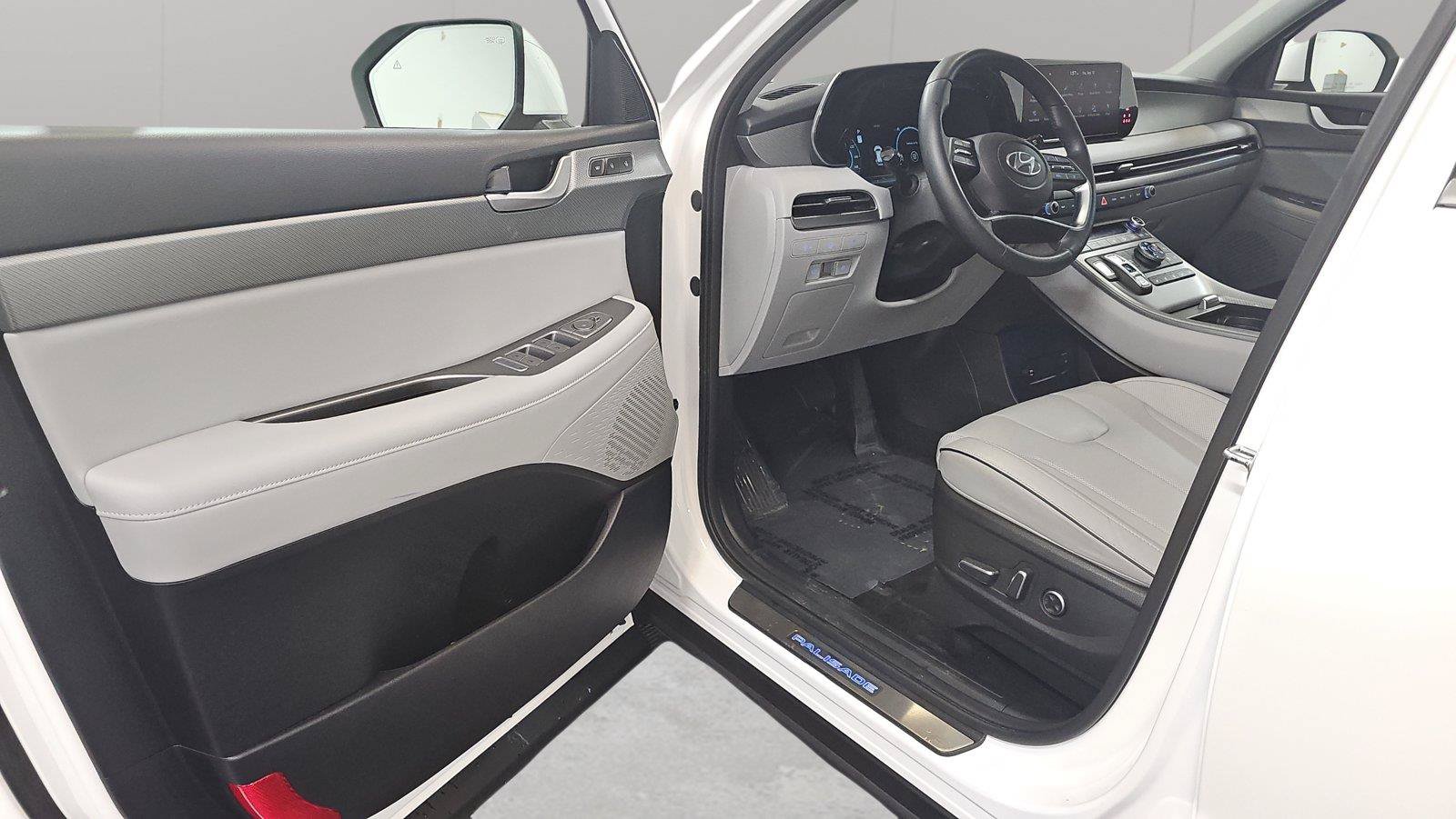 Certified 2025 Hyundai Palisade SEL AWD/4WD image 24