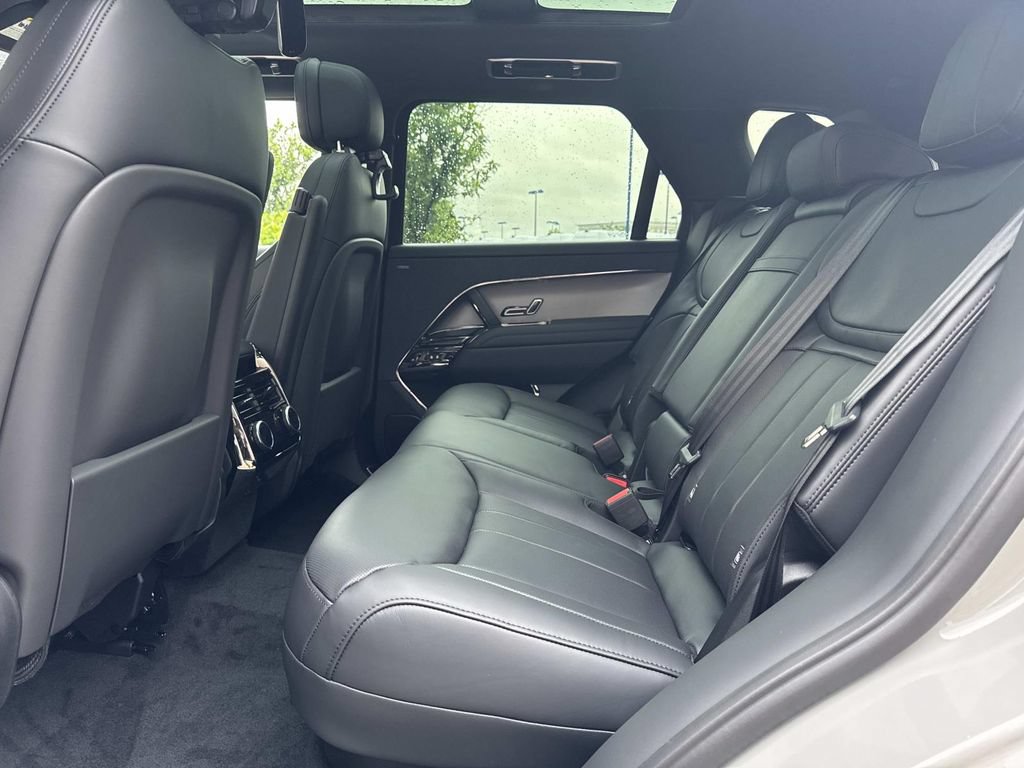 New 2026 Land Rover Range Rover Sport SE AWD/4WD image 14