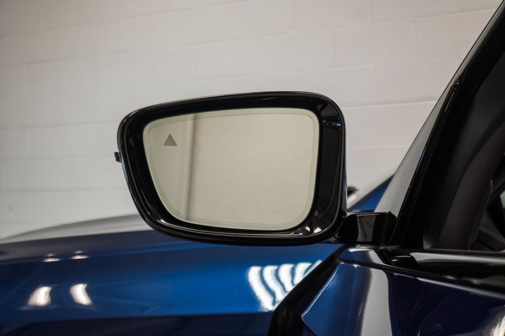 Used 2023 BMW 330e xDrive AWD/4WD image 39