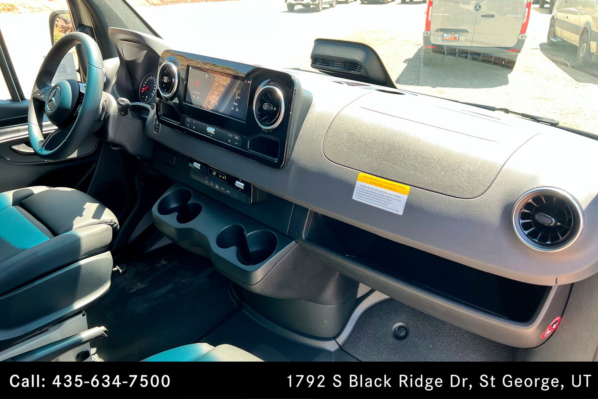 Used 2025 Mercedes-Benz Sprinter 2500 image 19