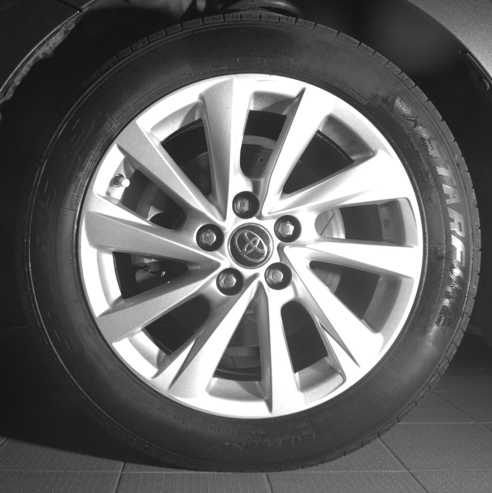 Certified 2021 Toyota Camry LE FWD image 9