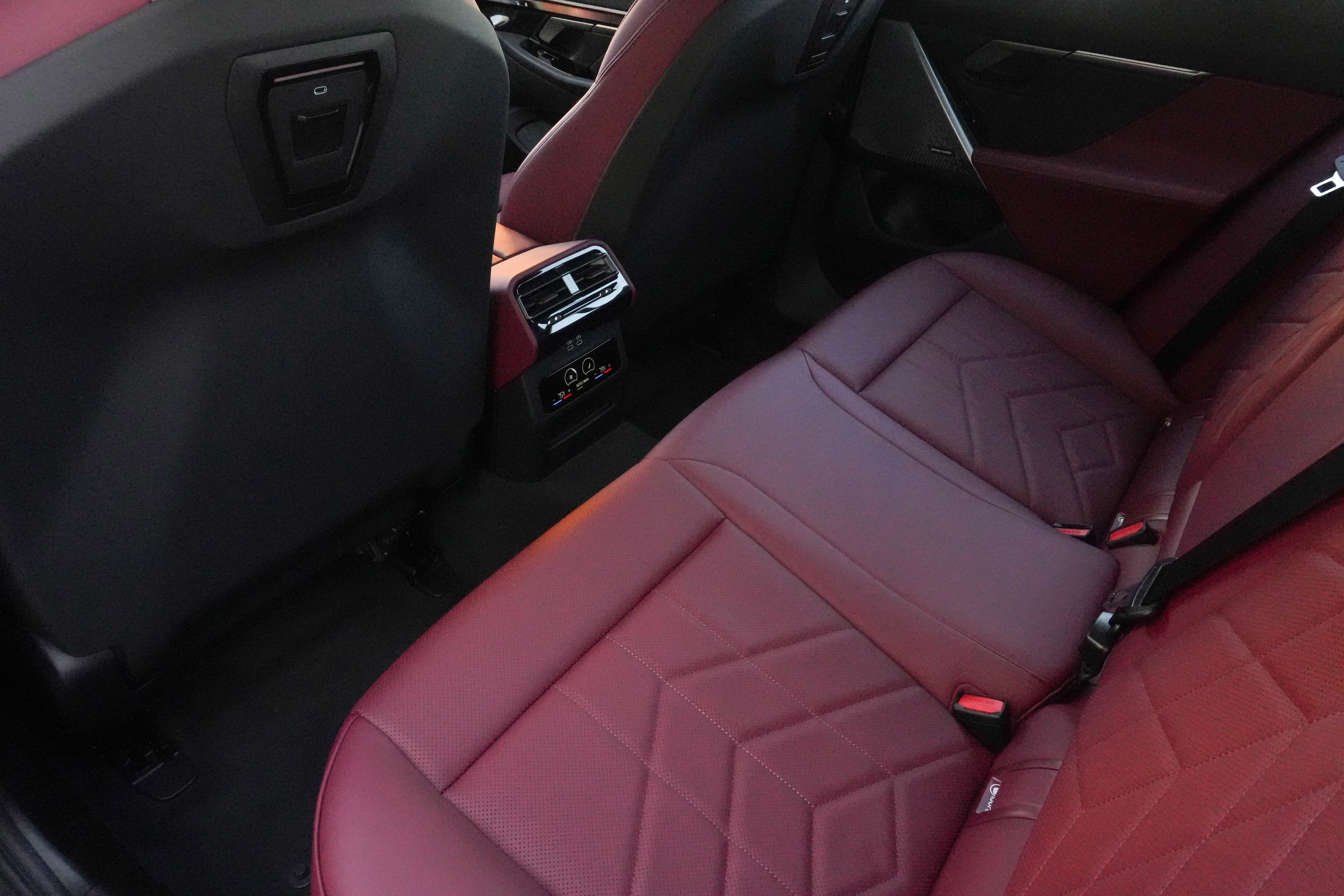 Used 2026 BMW 540i xDrive 540i xDrive image 30