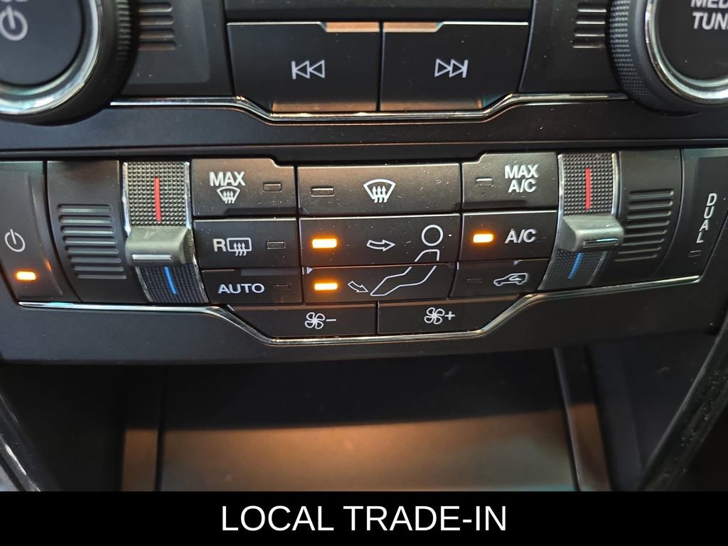 Used 2016 Ford Explorer XLT w/ Equipment Group 201A AWD/4WD image 22