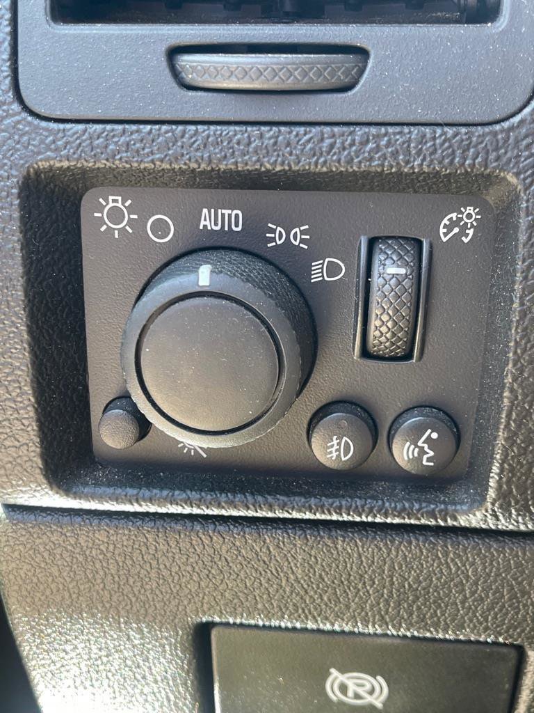 Used 2009 HUMMER H3T Alpha AWD/4WD image 24