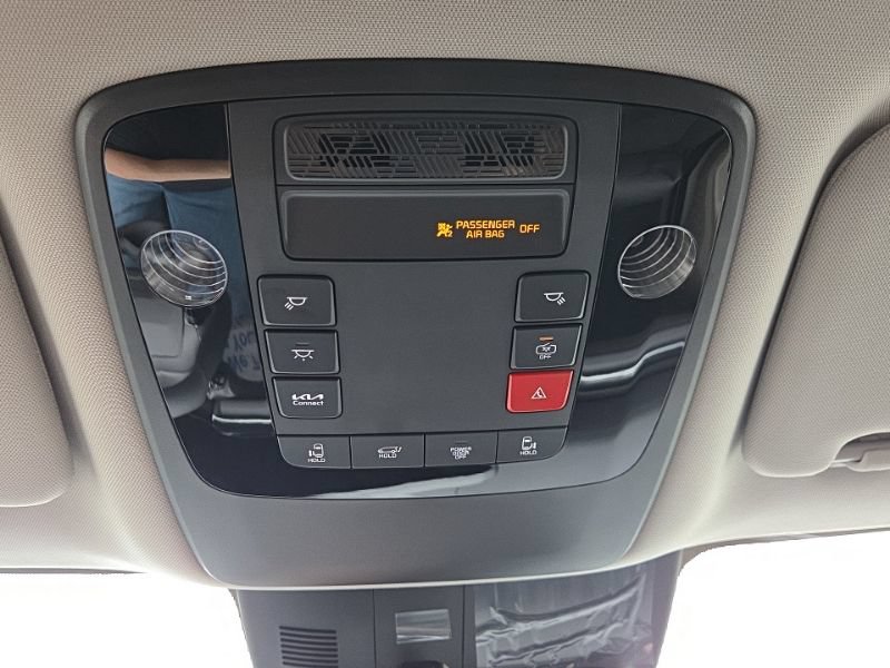 New 2027 Kia Carnival EX FWD image 43