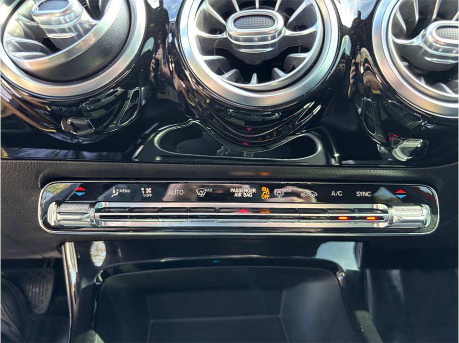 Used 2019 Mercedes-Benz A 220 image 28