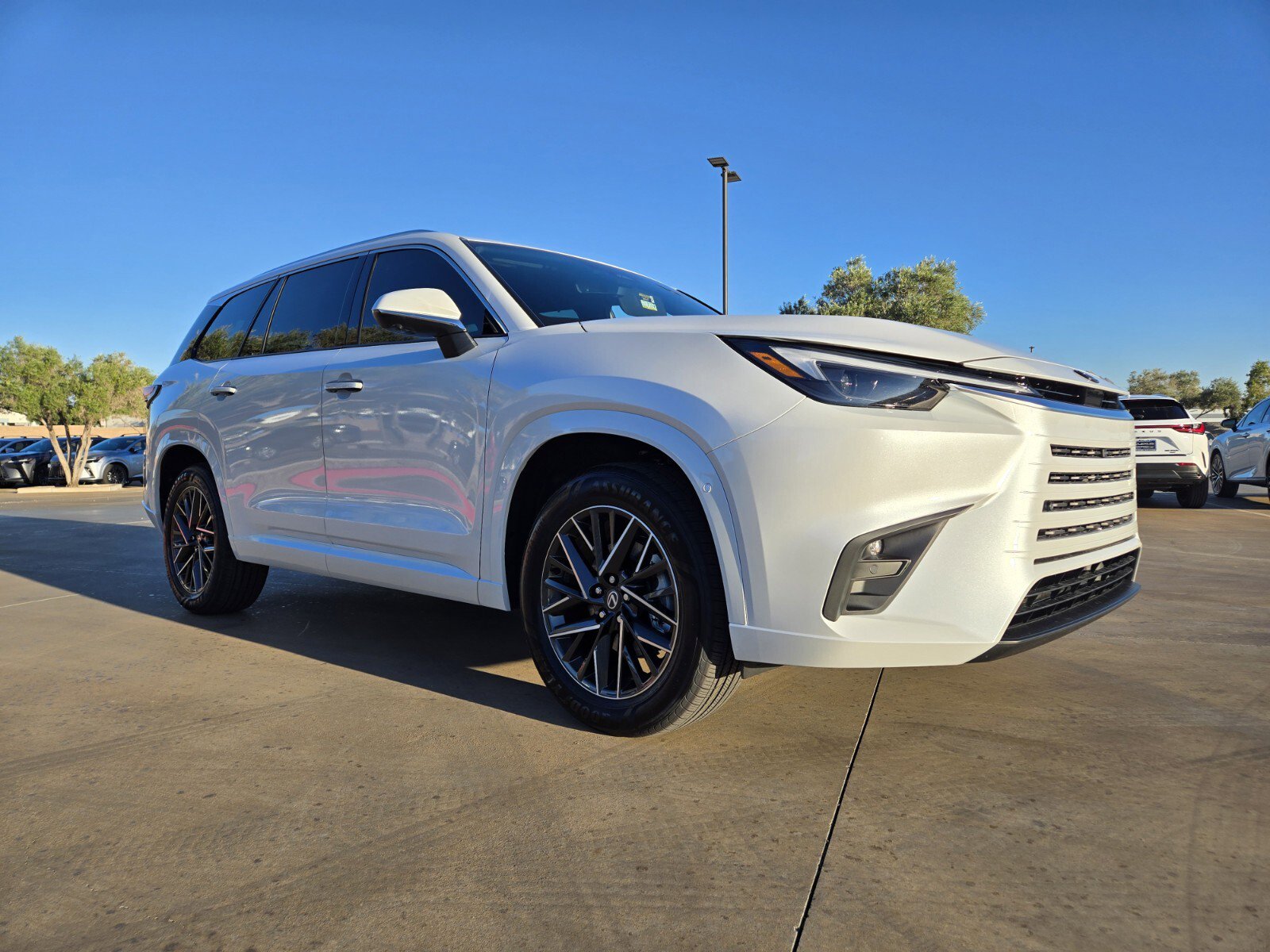 New 2026 Lexus TX 350 AWD image 2