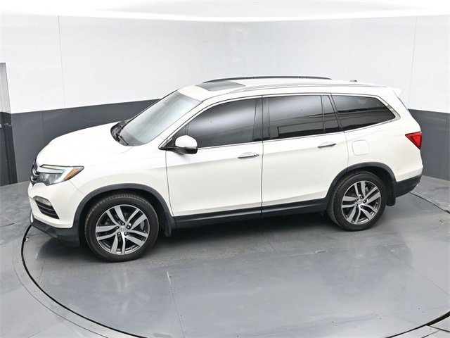 Used 2017 Honda Pilot Touring image 39