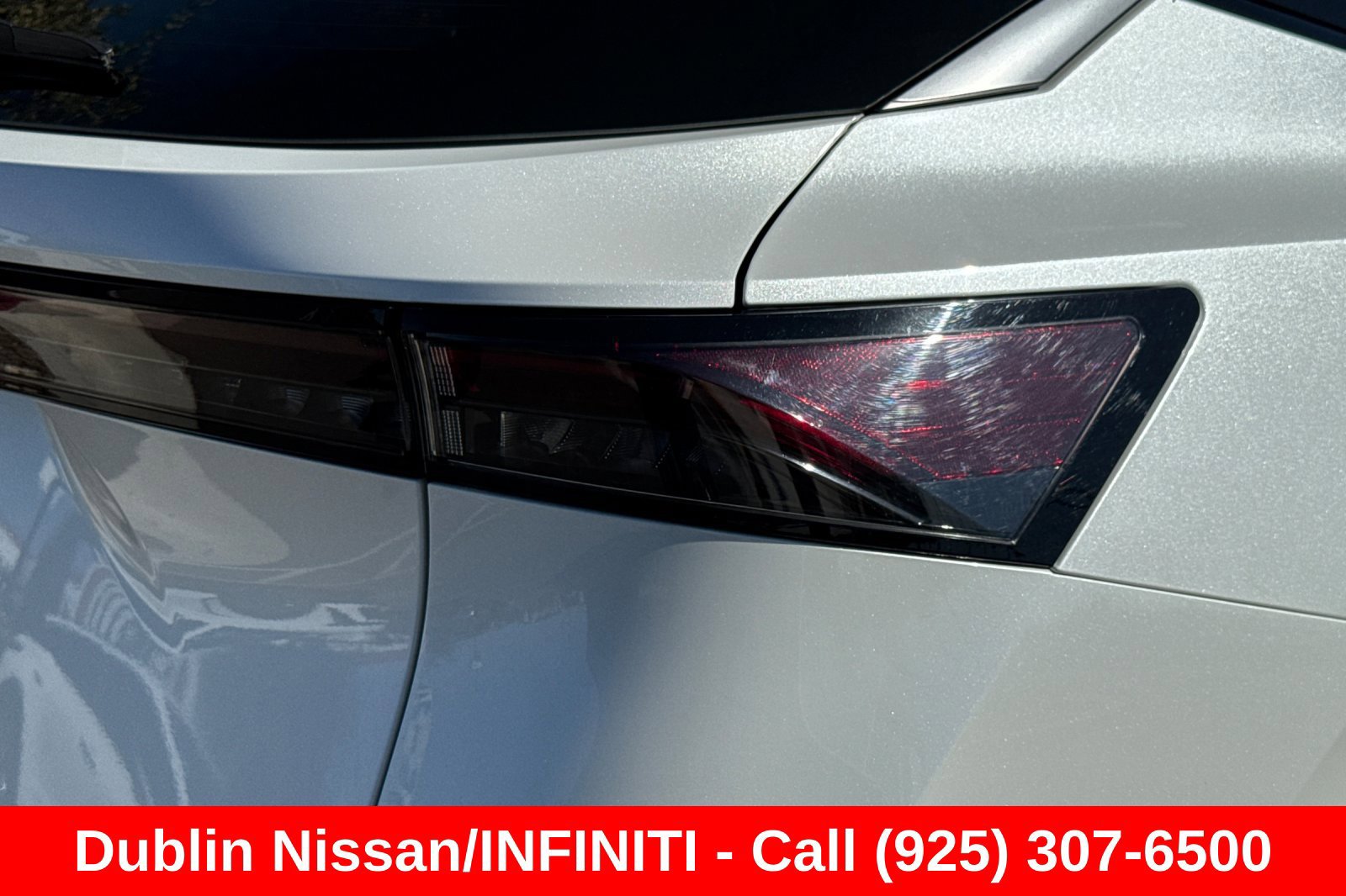 Used 2024 Nissan Ariya AWD image 51