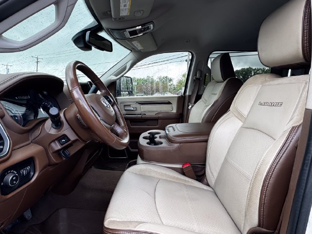 Used 2023 RAM 3500 Laramie AWD/4WD image 5