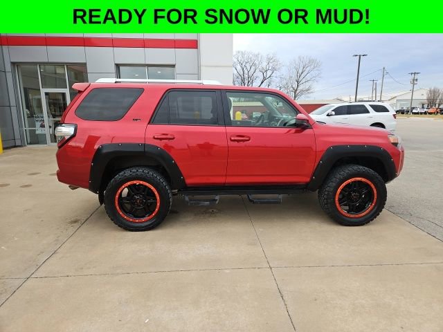 Used 2016 Toyota 4Runner SR5 image 8