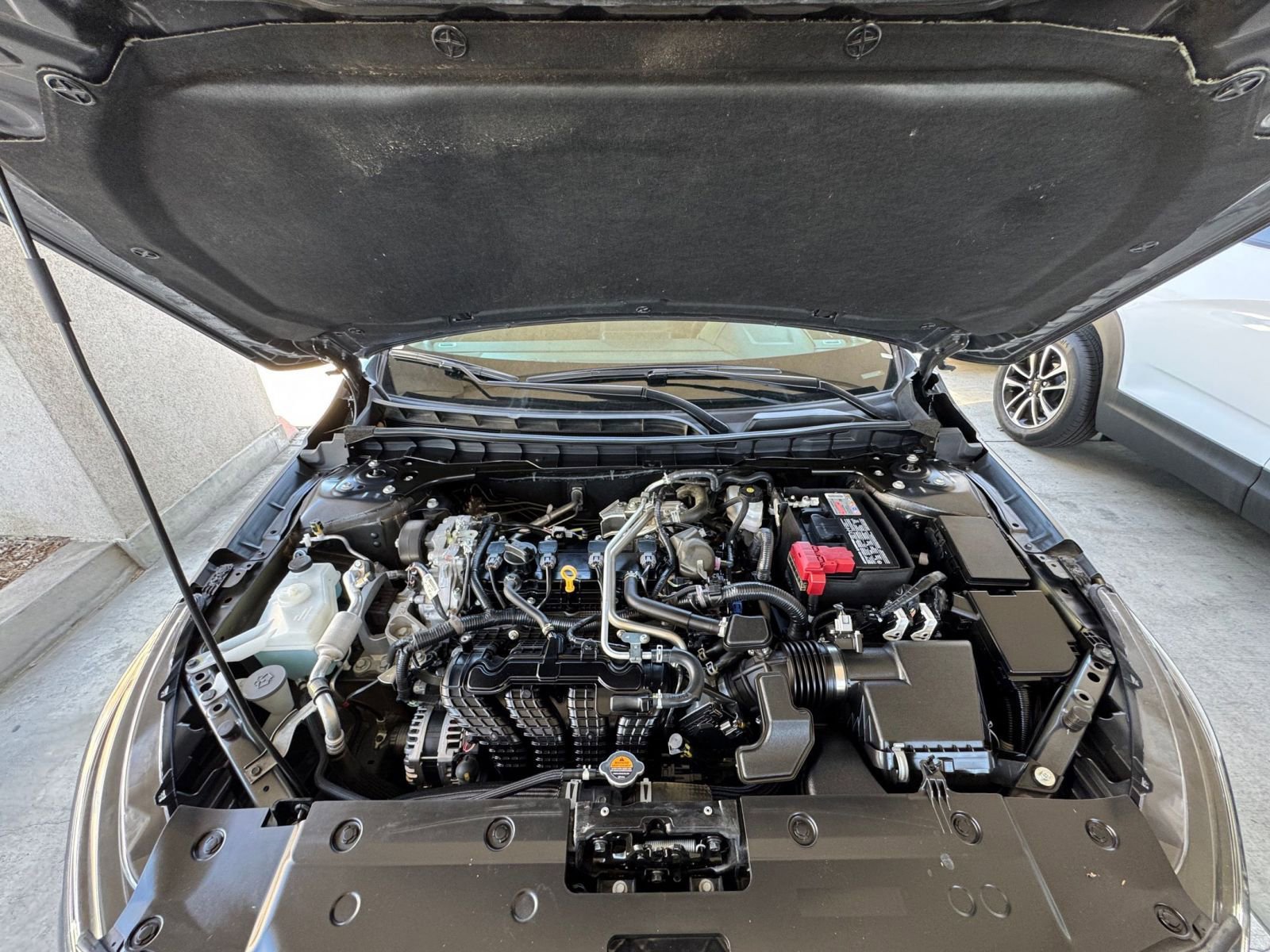 Used 2025 Nissan Altima 2.5 SV image 33