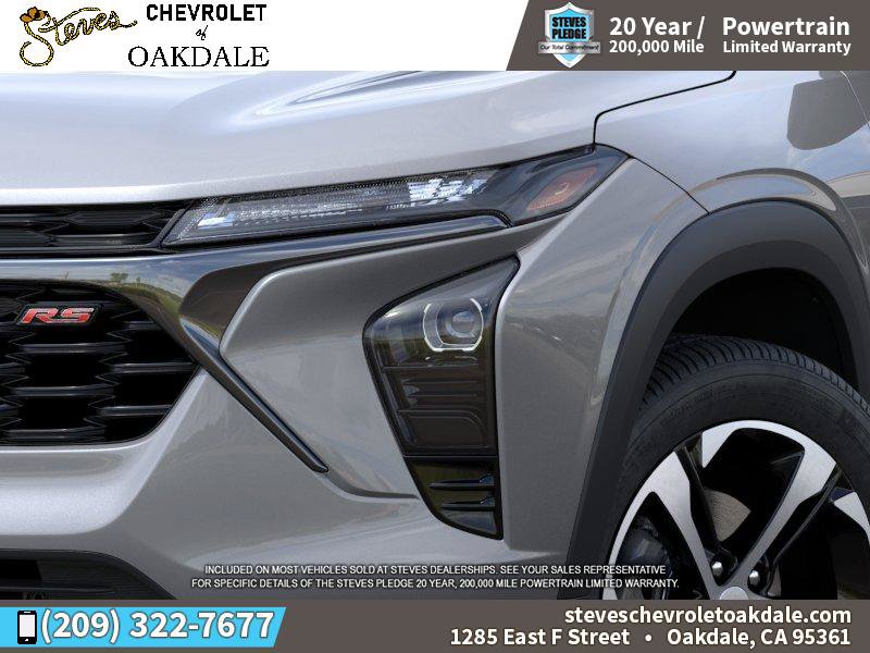New 2026 Chevrolet Trax RS w/ Sunroof Package FWD image 10