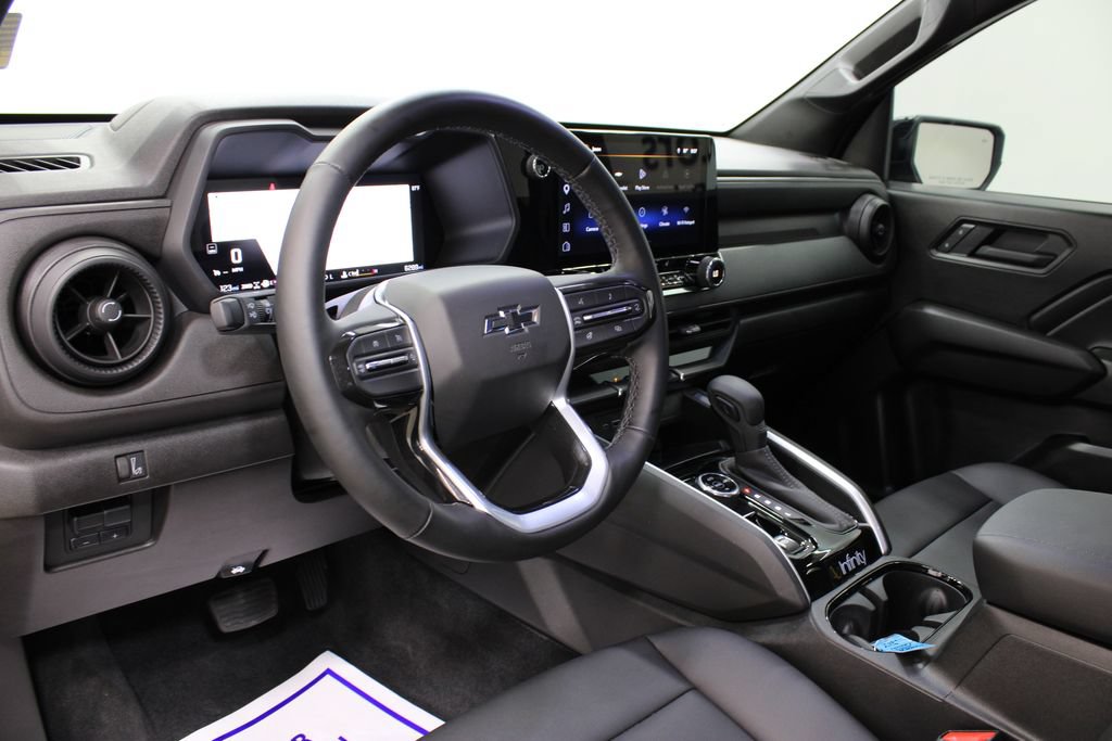 Used 2026 Chevrolet Colorado Trail Boss AWD/4WD image 16
