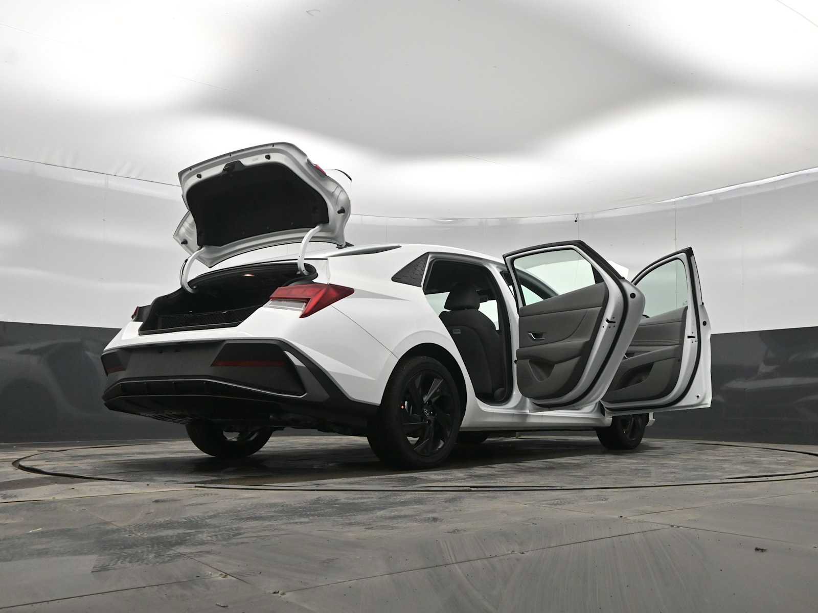 New 2026 Hyundai Elantra Sport image 44