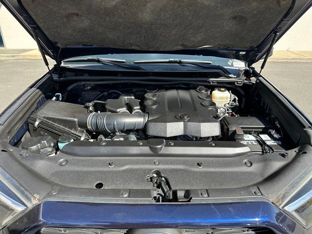 Used 2019 Toyota 4Runner TRD Off-Road image 28