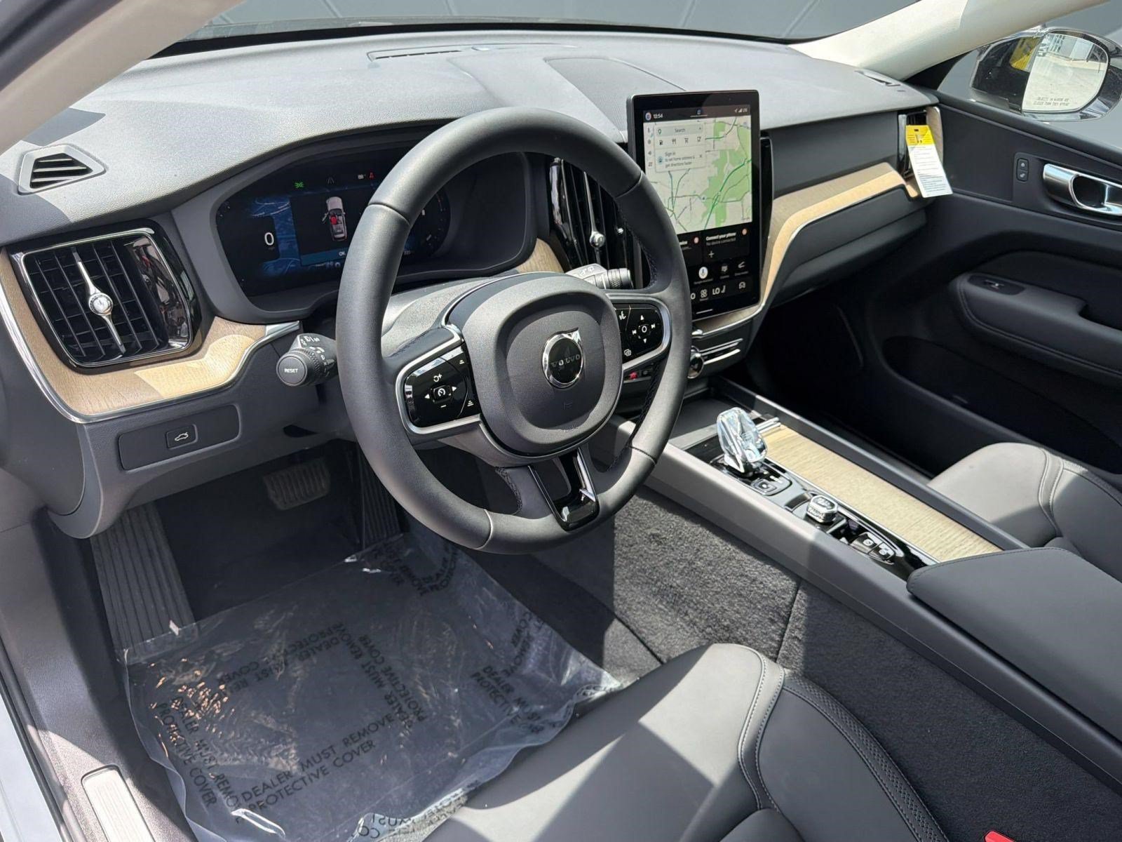 New 2026 Volvo XC60 B5 Plus w/ Protection Package AWD/4WD image 4