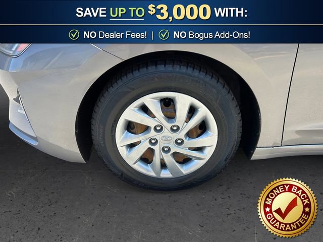 Used 2020 Hyundai Elantra SE w/ Cargo Package (C1) image 13