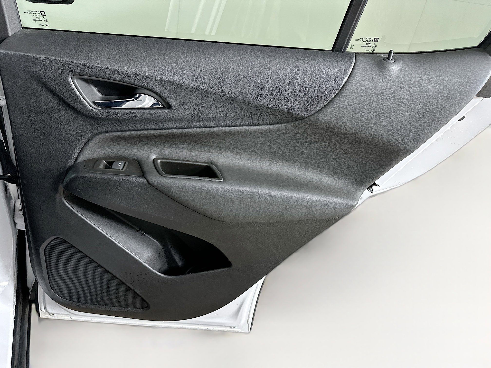 Used 2023 Chevrolet Equinox LT image 29