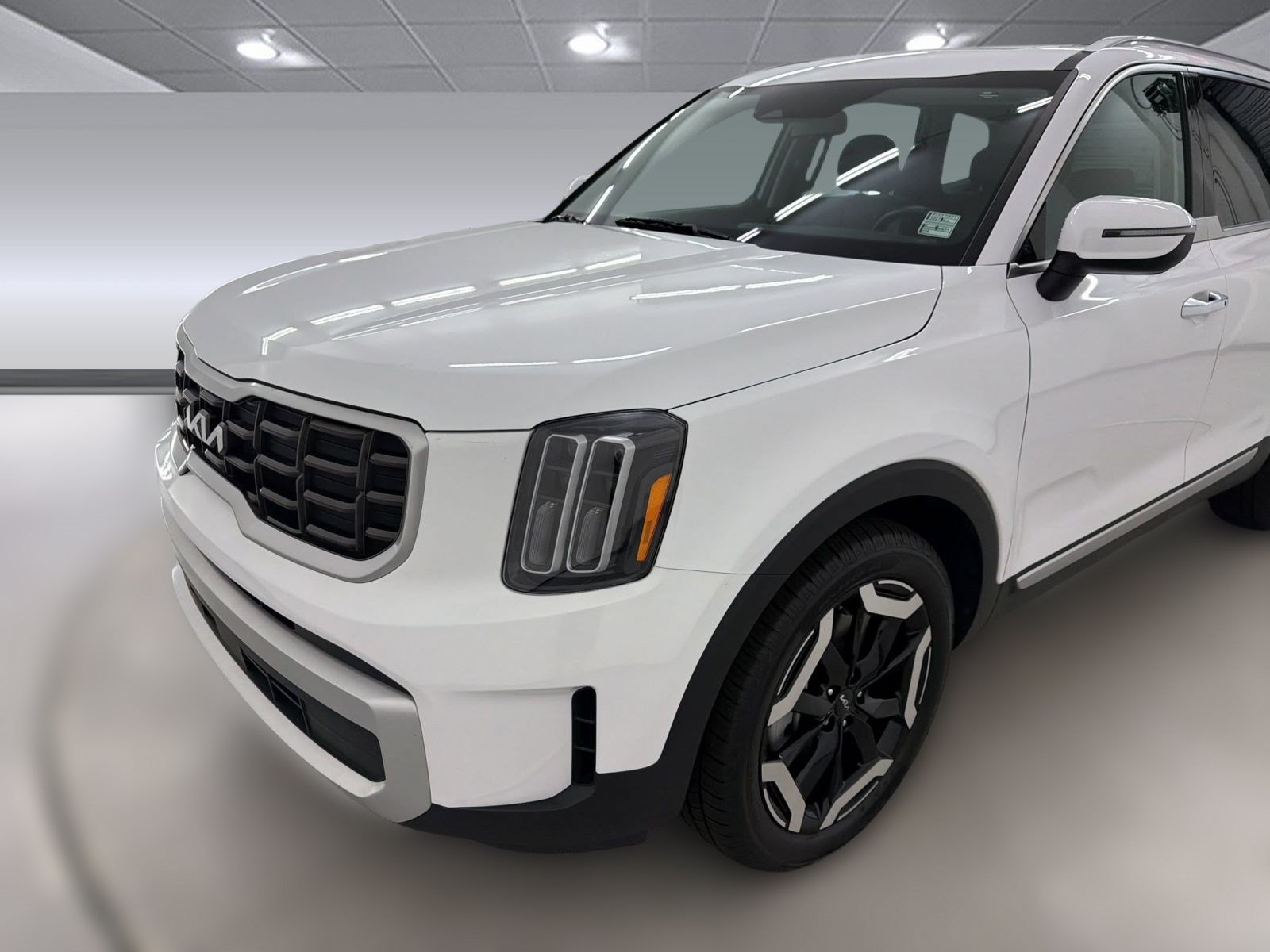 Used 2025 Kia Telluride S AWD/4WD image 29