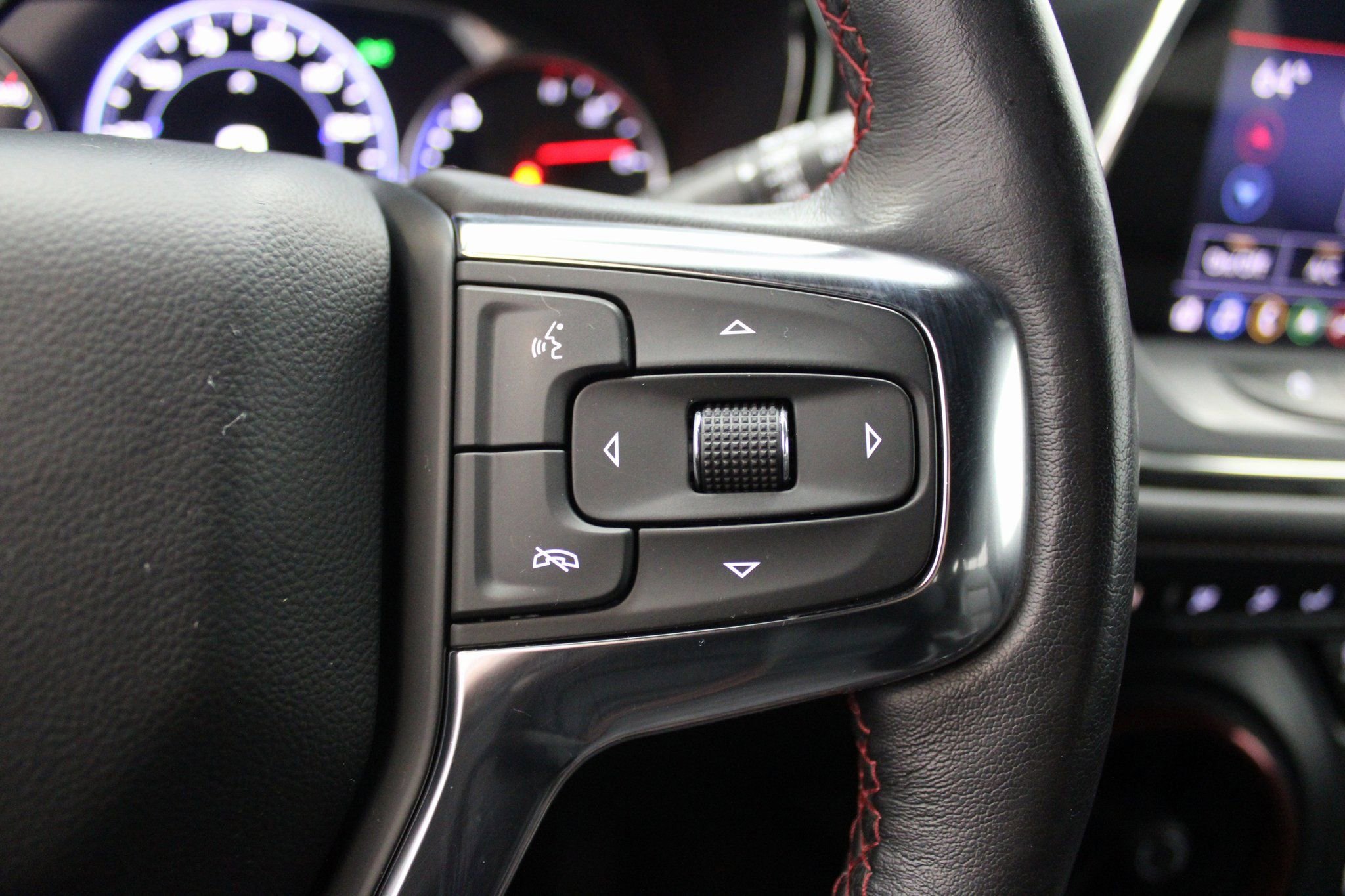 Used 2022 Chevrolet Blazer RS image 38