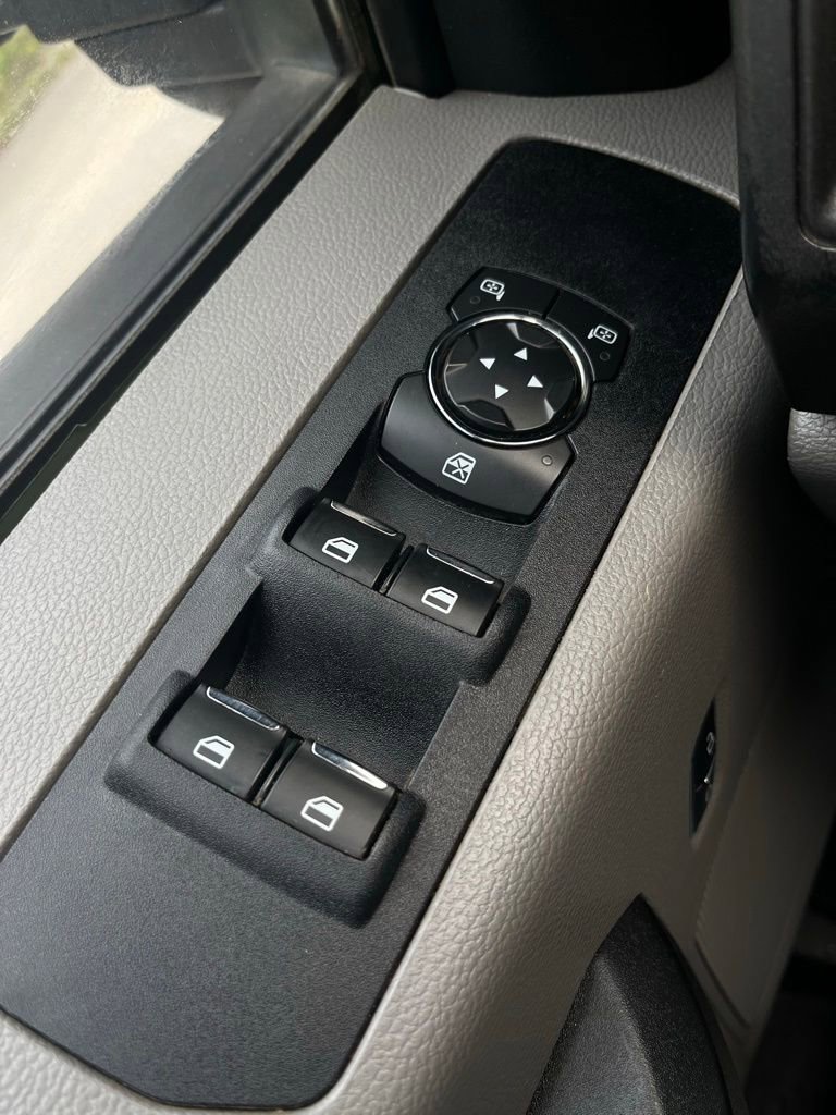Used 2019 Ford F250 XL w/ STX Appearance Package AWD/4WD image 23