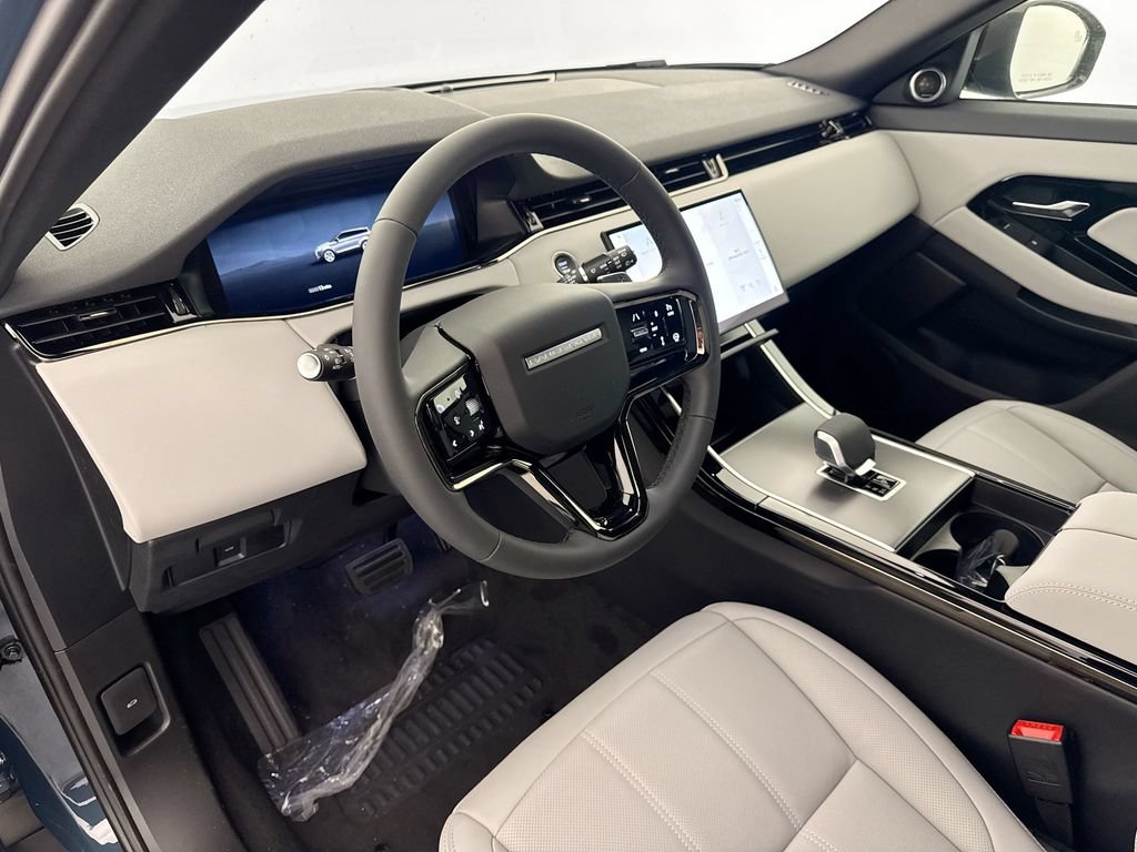 New 2026 Land Rover Range Rover Evoque S AWD/4WD image 9