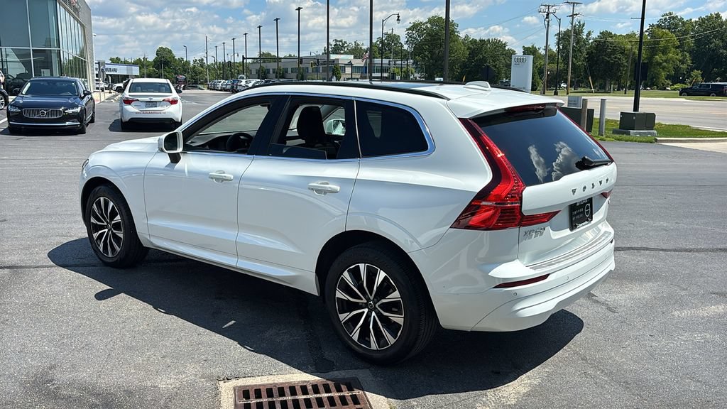 Certified 2023 Volvo XC60 B5 Core w/ Climate Package AWD/4WD image 4
