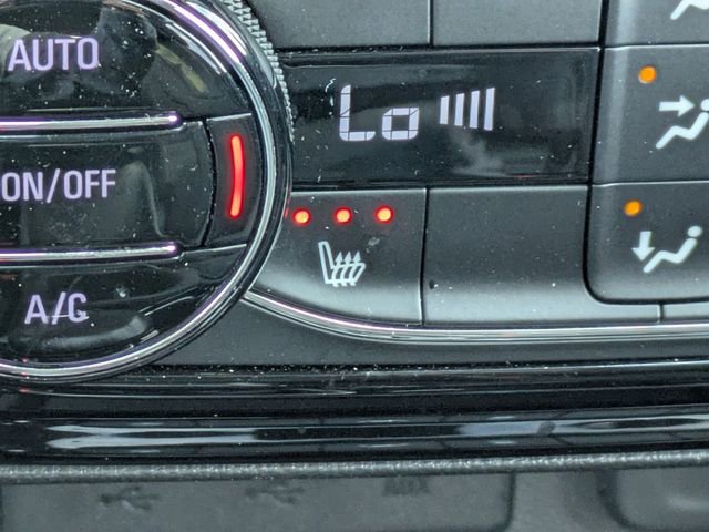 Used 2023 Buick Encore GX Select w/ Sport Touring Package image 26