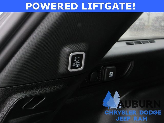 Used 2024 Jeep Grand Cherokee Laredo X w/ Luxury Tech Group I image 8