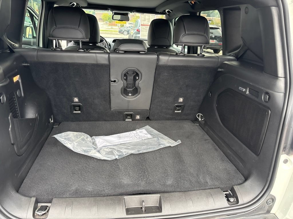 Used 2020 Jeep Renegade Altitude AWD/4WD image 31