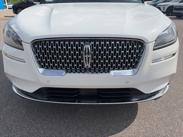 Used 2021 Lincoln Corsair Reserve FWD image 2