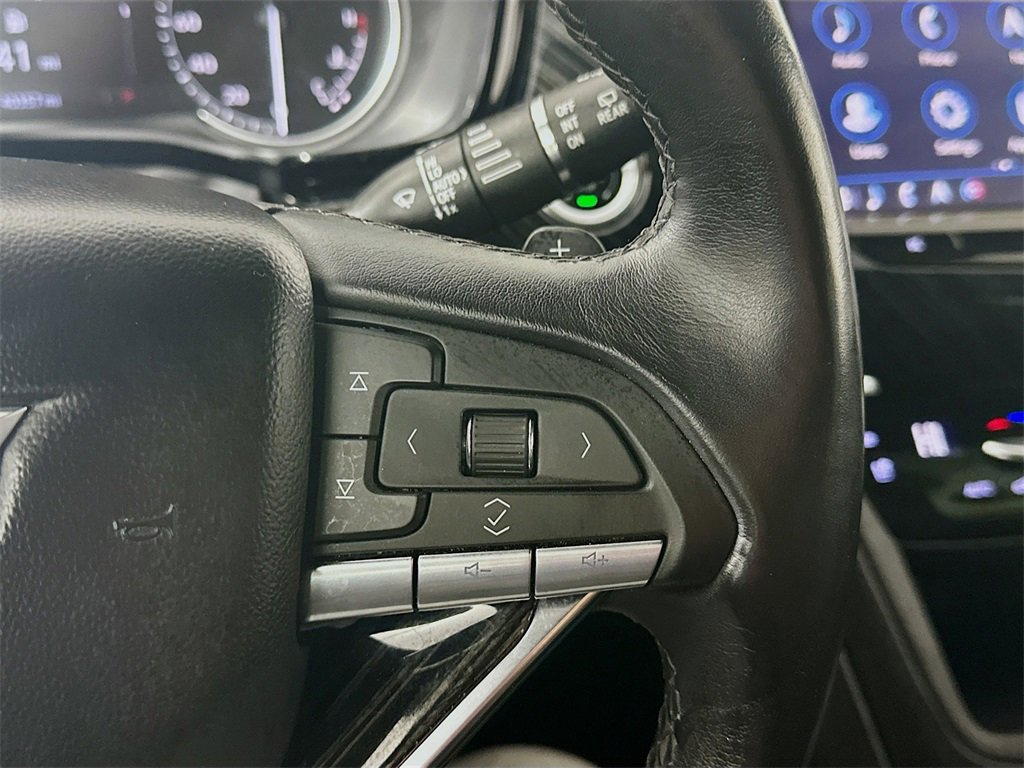 Used 2024 Cadillac XT6 Premium Luxury image 26