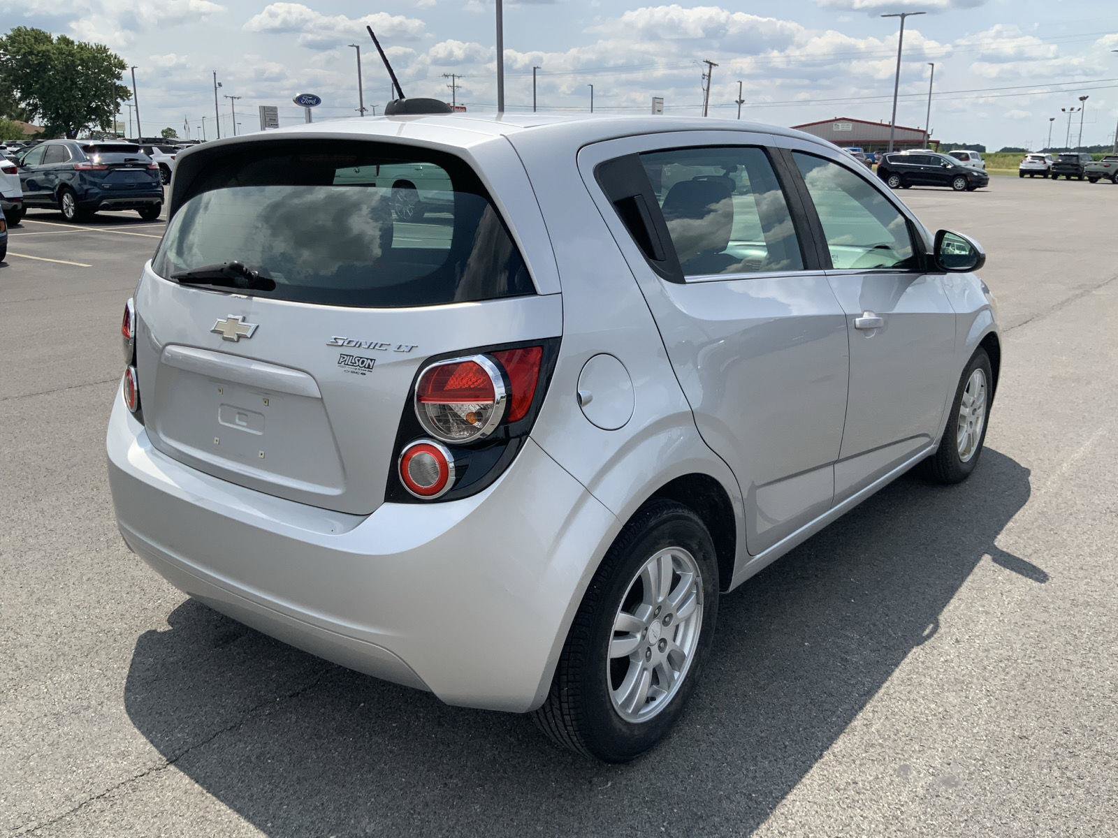 Used 2015 Chevrolet Sonic LT FWD image 12