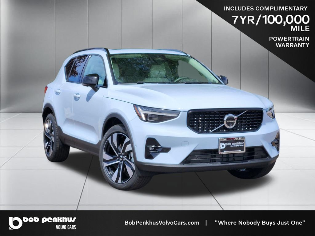 New 2026 Volvo XC40 B5 Ultra w/ Climate Package