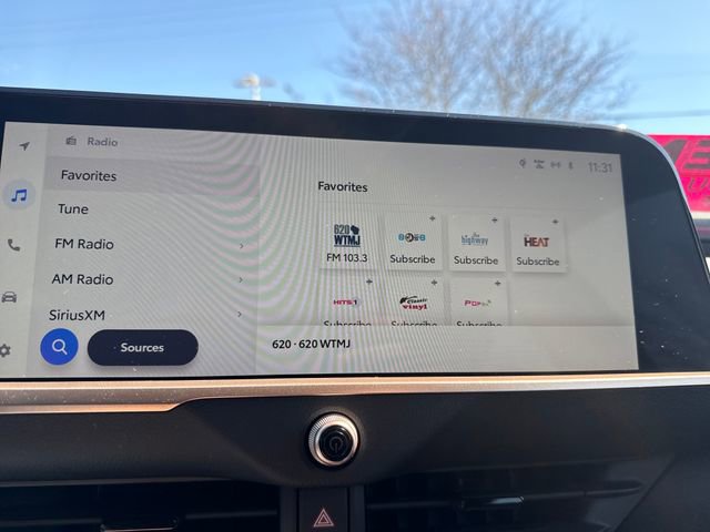 Used 2023 Toyota Crown XLE image 33