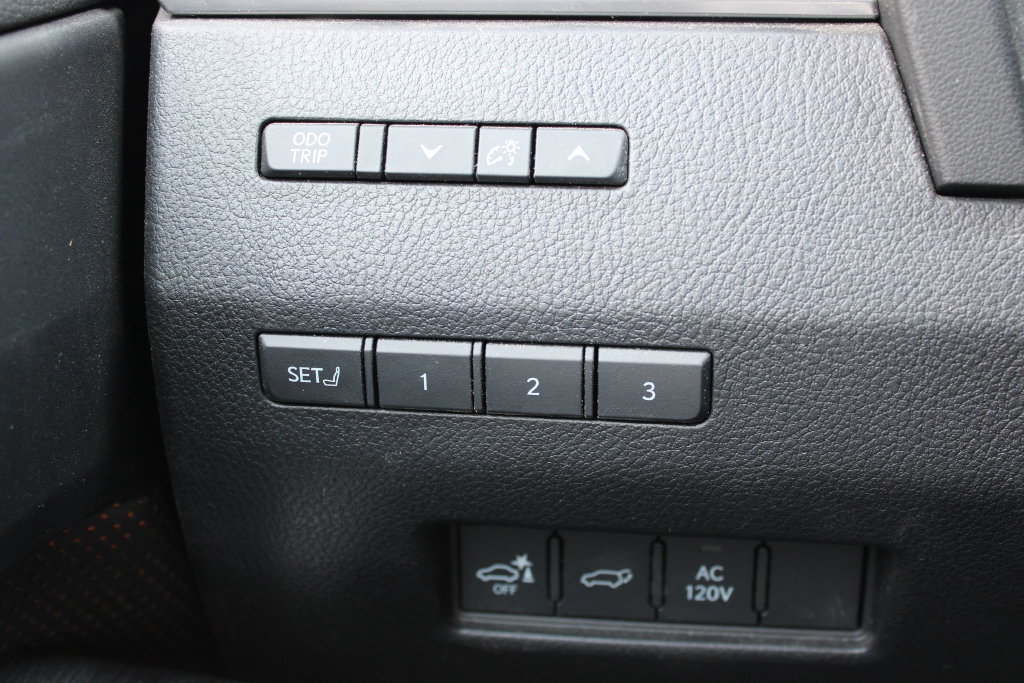 Used 2024 Lexus GX 550 w/ Accessory Package (Z1) AWD/4WD image 12
