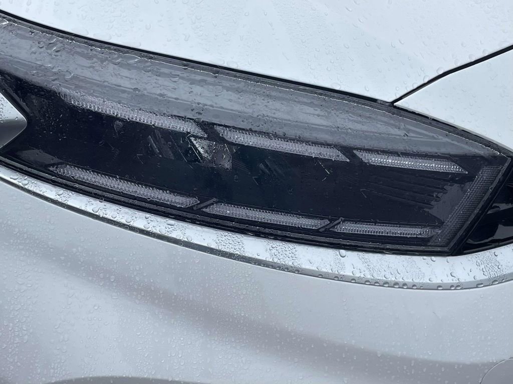 Used 2023 Kia Forte GT image 9