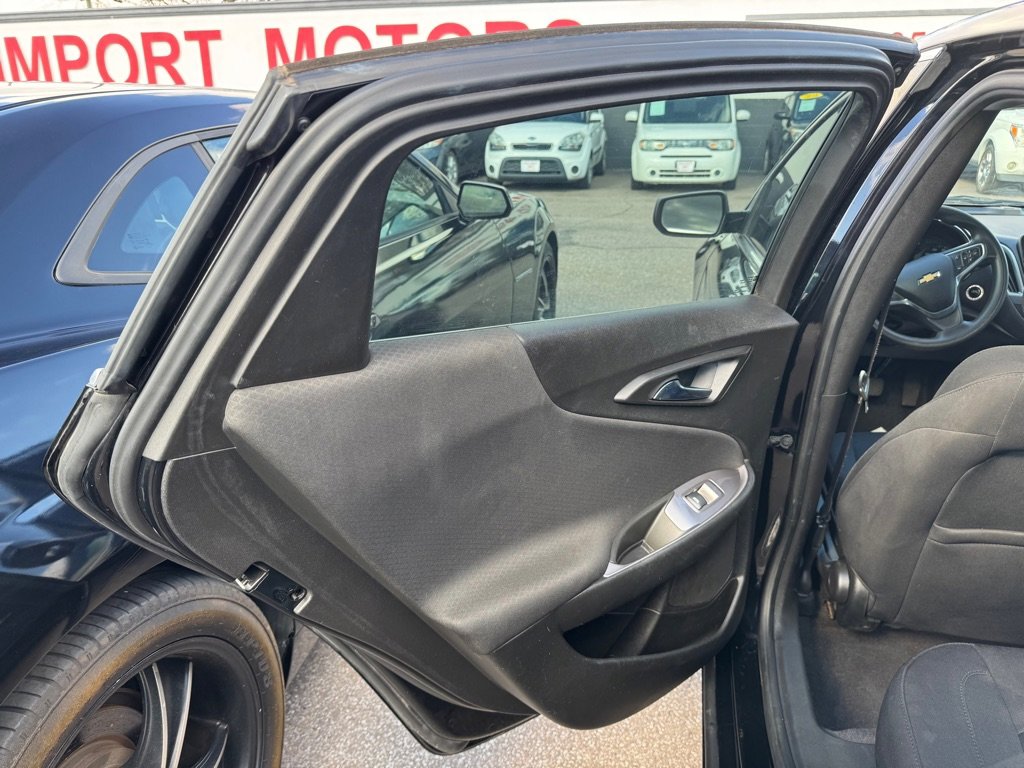 Used 2019 Chevrolet Malibu LS image 12