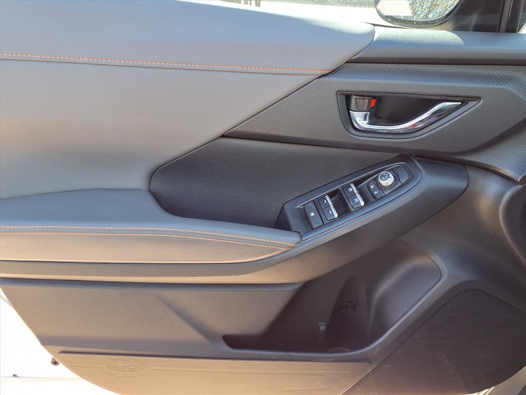 Used 2024 Subaru Crosstrek 2.5i Limited w/ Crosstrek Mirror Package image 24