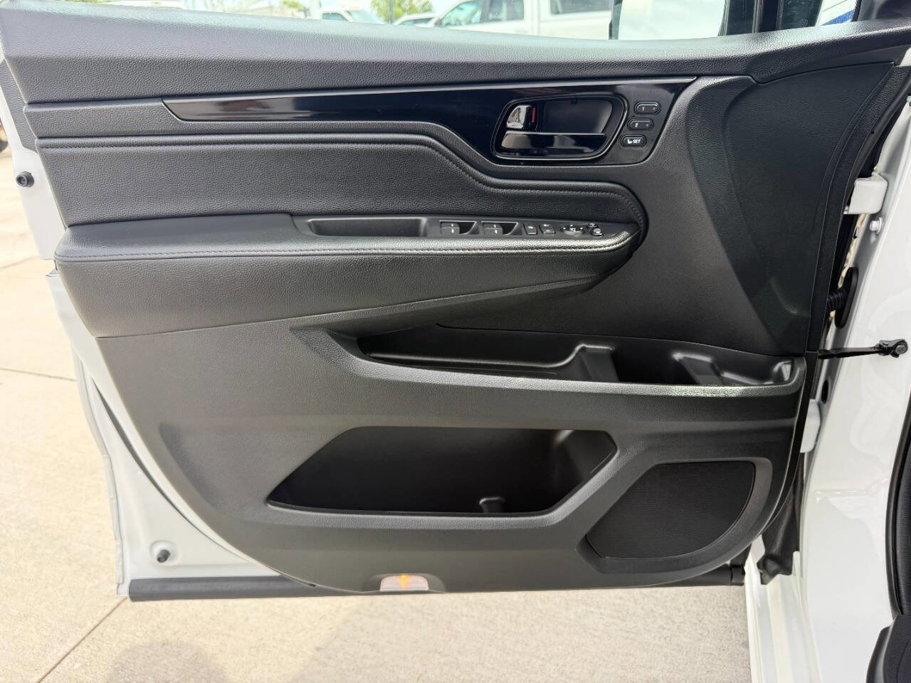Used 2026 Honda Odyssey Elite image 33