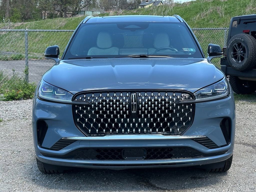 New 2026 Lincoln Aviator Black Label w/ Dynamic Handling Package AWD/4WD image 31