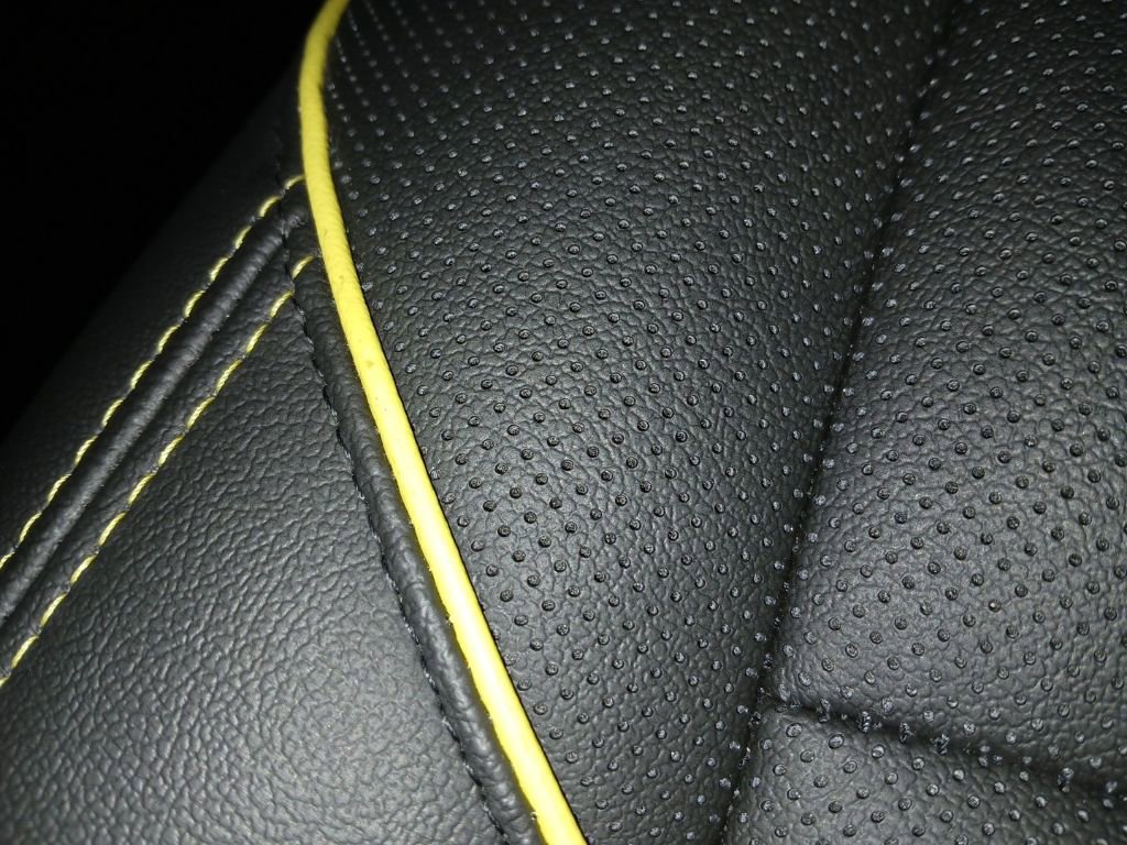 Used 2024 Chevrolet Trax ACTIV w/ Sunroof Package image 13