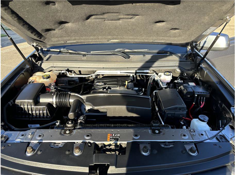 Used 2021 Chevrolet Colorado LT w/ Fleet Safety Package image 12