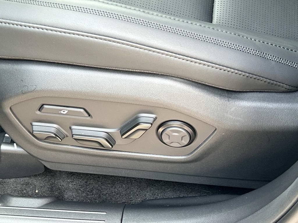 New 2026 Hyundai Santa Fe Calligraphy w/ Tow & Go Package FWD image 17