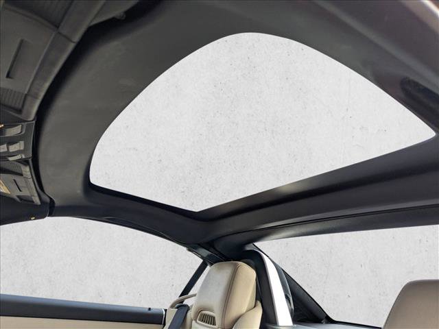 Used 2015 Mercedes-Benz SLK 350 image 16