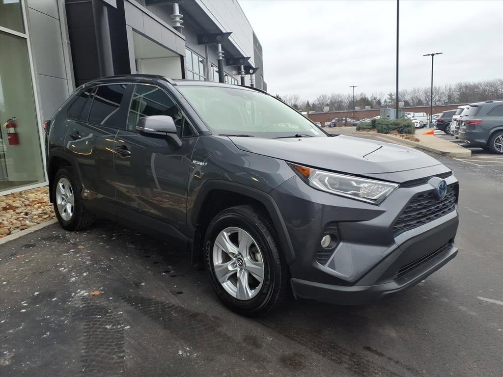 Used 2019 Toyota RAV4 XLE image 8